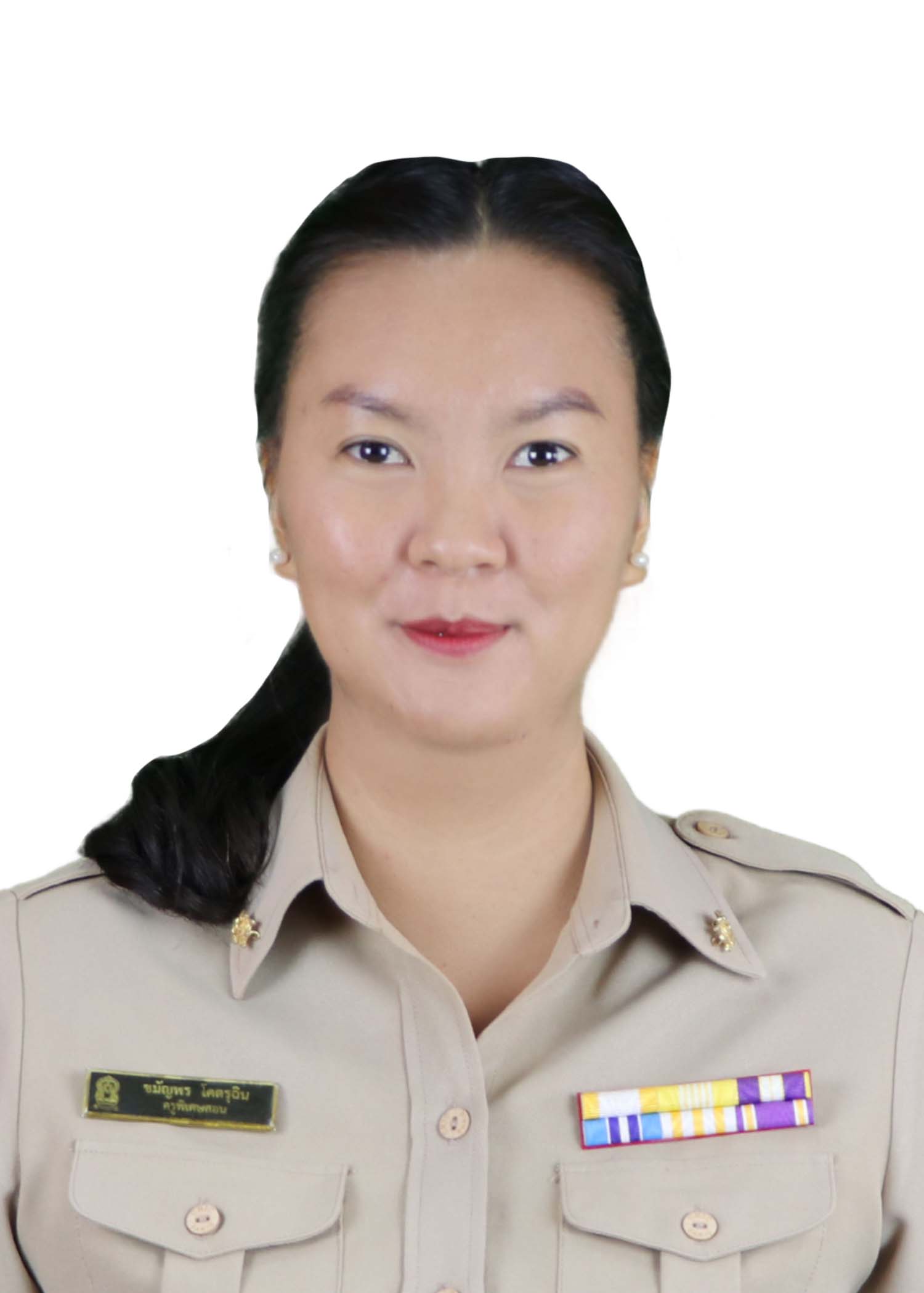 นางสาวชมัญพร โคตรุฉิน